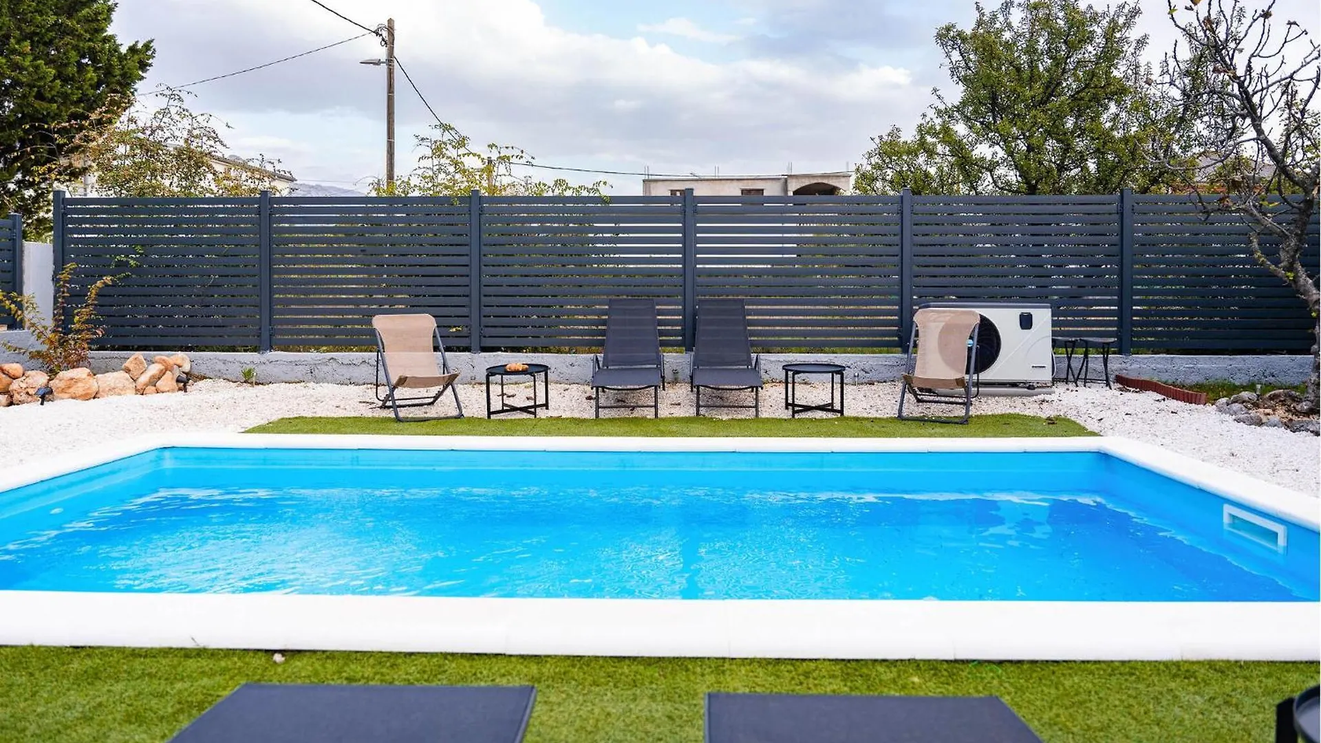 Stunning Home In Seline With Outdoor Swimming Pool